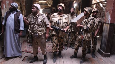 مصممة ملابس الممر: القوات المسلحة وفرت آلاف الأطقم من الأزياء العسكرية للفيلم