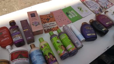 جمارك الإسكندرية: إحباط تهريب 2781 عبوة من مستحضرات التجميل داخل سيارات