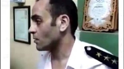 مفاجأة.. محامي ضابط مرور فيصل المزيف: “الشرطة هى اللى لبسته البدلة الميري” (فيديو)