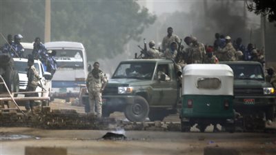 لجنة تحقيق سودانية: ضباط شاركوا في فض الاعتصام وسيتم محاكمتهم علنيًا