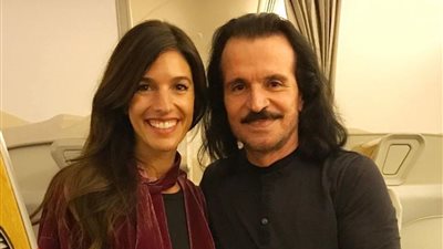 “ياني” يعود إلى مصر ويروج لحفلته بطريقة خاصة (فيديو)