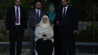 مفاجأة.. مرسي تحدث مع أسرته منذ أيام وأجرى فحوصات طبية