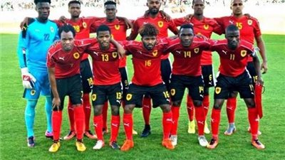 منتخب أنجولا يصل السويس للمشاركة في أمم إفريقيا