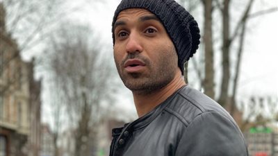 أحمد فهمي يعلن موعد حفل زفافه علي هنا الزاهد (فيديو)