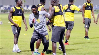 منتخبات المجموعة السادسة تجري آخر استعداداتها لخوض مواجهات كأس الأمم (صور)