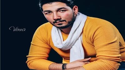 مروان الدكاني يطرح “قاعد جنبي” بالتعاون مع مزيكا (فيديو)