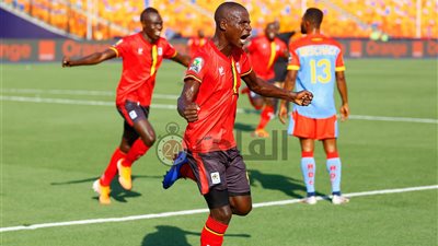 منتخب أوغندا يسجل الهدف الأول في شباك زيمبابوي
