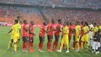 التعادل الإيجابي يحسم الشوط الأول من مواجهة أوغندا وزيمبابوي