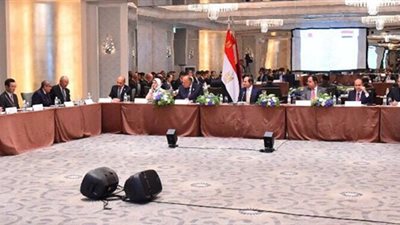 السيسي يلتقي بممثلي مجتمع الأعمال ورؤساء كبرى الشركات فى اليابان