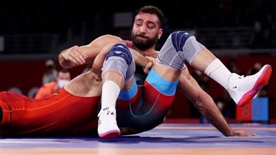 بكاء شديد من محمد متولي بعد عدم حصده برونزية المصارعة (صورة)