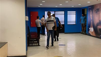 الإسماعيلي يصل إلى ملعب الدفاع الجوي لمواجهة بيراميدز