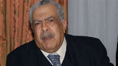 بحضور الفنان رشوان توفيق.. بدء صلاة الجنازة على حسب الله الكفراوي وزير الإسكان الأسبق