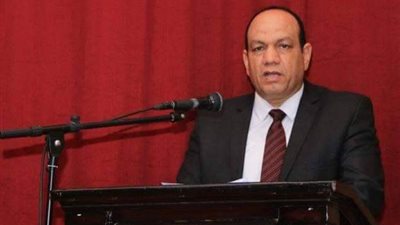 وزير الشباب والرياضة يُجدد الثقة في عكاشة مديرًا لمديرية المنيا