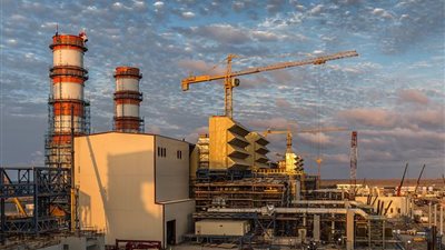 بسبب الموجة الحارة.. وزارة البترول تمنح محطات الكهرباء كميات غير مسبوقة من الغاز