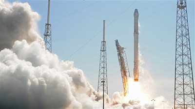 شركة أمريكية تصنع نموذجًا أوليًا لأطول صاروخ في العالم (صور)