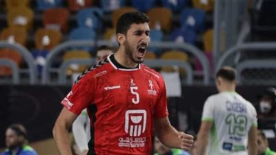 يحيى خالد يتوج بجائزة أفضل لاعب في مباراة مصر وتونس لكرة اليد 