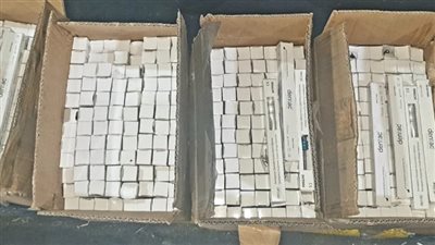 ضبط محاولتي تهريب مستلزمات طبية ووحدات تحكم كهربائية بالإسكندرية