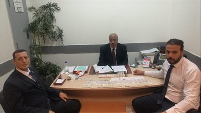 جمارك مطار القاهرة تضبط محاولتي تهريب عدد من الأقراص وزجاجات السوائل المخدرة