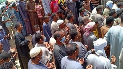 توفي بقنا العام.. تشييع جثمان صاحب واقعة 