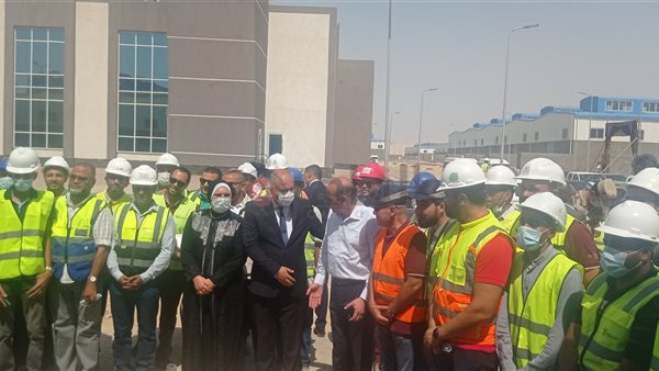 وزيرة الصناعة في