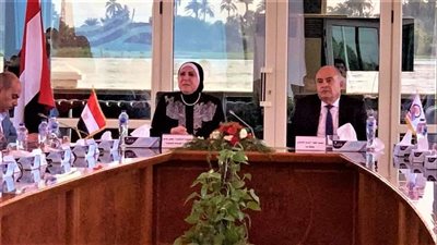 وزير التجارة: تكليف التنمية الصناعية بإجراء حصر لتوسعات المصانع في قنا 