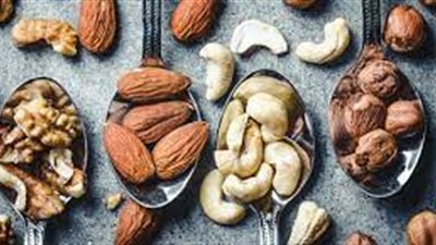 أبرزهم الفول السوداني..تعرف على أفضل المكسرات لإنقاص الوزن