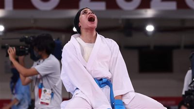 فريال أشرف تحصد فضية الدوري العالمي للكاراتيه بعد إصابة قوية بالوجه