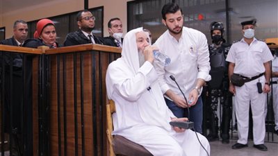 إصابة محمد حسان بالإعياء خلال شهادته في قضية خلية داعش إمبابة
