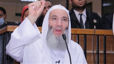 إعياء وهجوم على الجماعة.. كيف كان الظهور الأول لـ محمد حسان شاهدًا في قضية داعش إمبابة؟ (صور وفيديو)