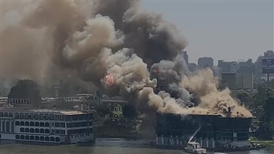 حريق في أحد المراكب النيلية بمنطقة الزمالك 