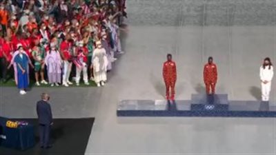 تتويج سباق ماراثون الرجال والسيدات في حفل ختام أولمبياد طوكيو 2020 (فيديو)