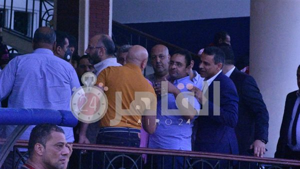 مشادة في مقصورة الزمالك