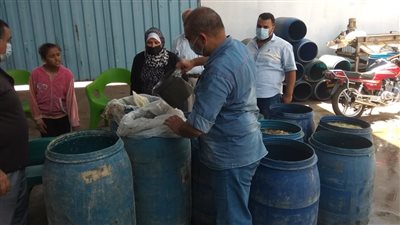 إعدام 11.4 طن مخللات غير صالحة للاستهلاك الآدمي بالشرقية (صور)