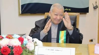 بعد رحيل محمد حماد أستاذ علم اللغة بدار العلوم.. تعرف على مؤلفاته