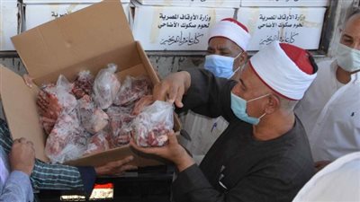 توزيع 4 أطنان لحوم أضاحي على الأكثر احتياجًا بالمنيا