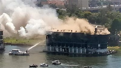  بث مباشر من حريق مركب الزمالك.. ومصدر أمني يكشف التفاصيل الكاملة للحادث