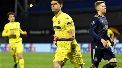 فياريال يمدد عقد جيرارد مورينو حتى 2027