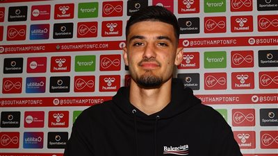 ساوثهامبتون يعلن التعاقد مع أرماندو بروخا على سبيل الإعارة لنهاية الموسم