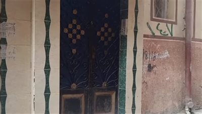 والدة شاب متهم بقتل والده بالدقهلية: ابني غلبان وروحه في أبوه.. ونزوات الأب هي السبب