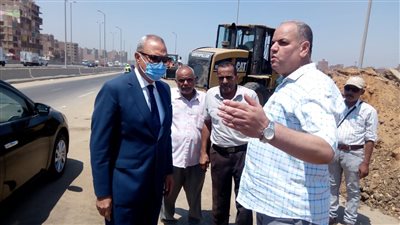 ضبط 15 سيارة تلقي المخلفات على الطريق الدائري والحر بالقليوبية