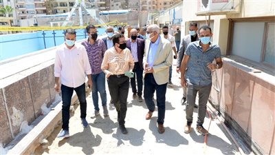 رئيس جامعة المنصورة يتابع اختبارات القدرات بكلية التربية الرياضية