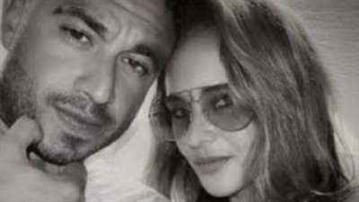 فارق السن 7 سنوات ونيللي كريم هي الزوجة الأولى له.. من هو لاعب الإسكواش هشام عاشور؟