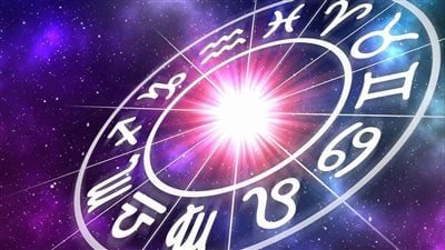 حظك اليوم الجمعة على الصعيد المهني والعاطفي والصحي