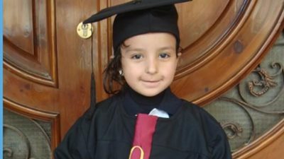 والد الطفلة بسملة يستغيث بالرئيس السيسي: «عندها مرض نادر وتكلفة العلاج مليون و700 ألف جنيه»