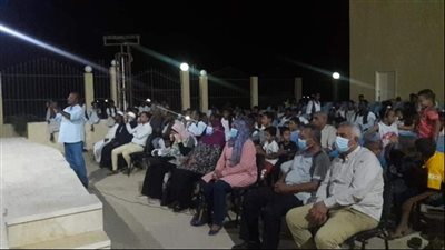 المسرح المتنقل يقدم عروضه بثقافة حلايب وأبو رماد