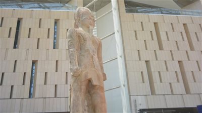 مدير نقل الآثار يكشف نسبة الإنشاءات في المتحف المصري الكبير