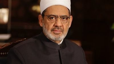  شيخ الأزهر يعزي لبنان في ضحايا انفجار عكار
