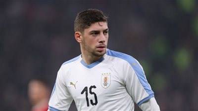 فالفيردي: لا أعرف كيف أوقف ميسي.. كان كاسيميرو هو السلاح الذي يوقفه