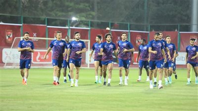الدوري الممتاز| الأهلي يختتم استعداداته لمباراة إنبي
