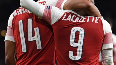 أرسنال مُهدد بفقدان لاكازيت وأوباميانج أمام تشيلسي في الدوري الإنجليزي